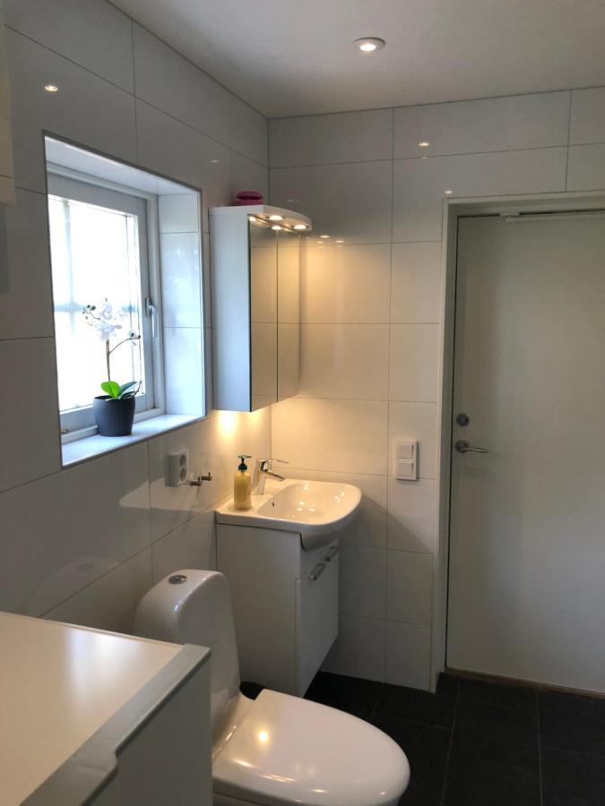 Haellestrand Cottage -Sillen Strömstad Екстериор снимка